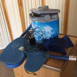 lot 4 image: MSRP $450 Breg Polar Care Kodiak Cube and Glacier Cold Therapy System With Pad - Excellent Working Condition