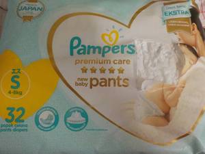Pampers 32 Baby Pants...