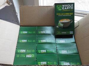 Case of 12 Boxes Whole Earth Stevia...