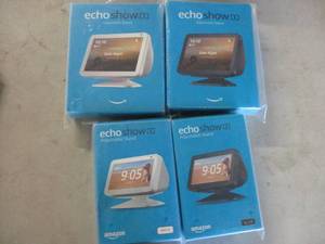 2 Echo Show 8 Stands and 2 Echo Sho...