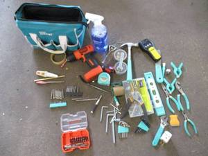 Black and Decker Drill without Cord...