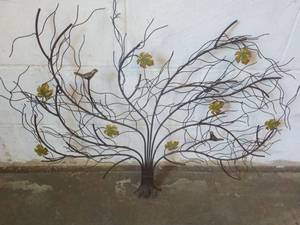 Metal Tree Wall Hanging 31 x 24...