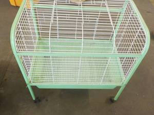 Animal Metal Cage on Wheels 28 x 18...