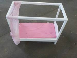 Doll Crib...