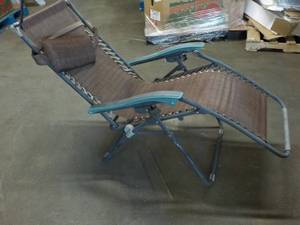 Outdoor Collapsible Lounging Chair...