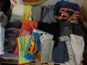 Towels, Sheets Pillowcases and Drap...