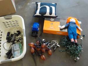 Seasonal Dcor and more in a Laund...