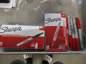 Red and Black Sharpie Permanent Mar...
