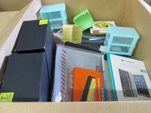 lot 23 image: Box of Assorted Business & School I...