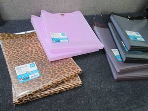 lot 51 image: 8- 7 Pocket Backpack Files...