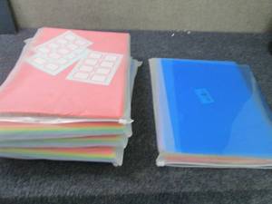 lot 52 image: 6- 48 ct Pks Document Folders...
