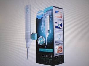 lot 121 image: IGIA PRESSURE WATER FLOSSER open bo...