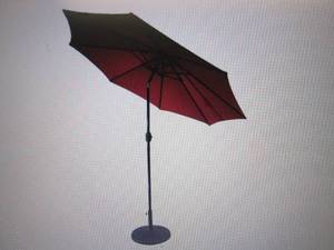 lot 163 image: Sun-Ray 9 Solar-Lighted Market Umb...