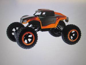 lot 166 image: CIS Remote Controlled 4WD Truck wit...