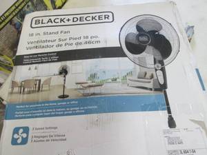 lot 173 image: Black & Decker 18 inch Stand Fan op...