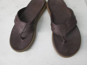 lot 212 image: Sperry Windward Float Thong Mens 10...