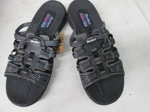 lot 214 image: Skechers Womens Reggae Repetition ...