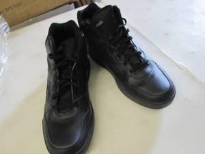 lot 223 image: Reebok Mens Royal BB4500 HI2 Baske...