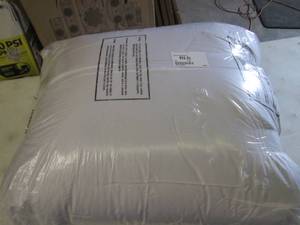 lot 243 image: Hypoallergenic Pillow 2-Pack - Euro...