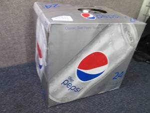 lot 260 image: 24 Pack Diet Pepsi...
