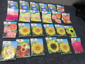 lot 268 image: 24 Assorted Packs of Burpee Flower ...