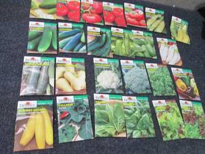 lot 273 image: 25 Assorted Packs of Burpee Vegetab...