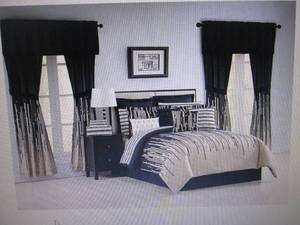 lot 286 image: Gilda 30-Pc. Bedroom Super Set - Qu...
