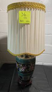 lot 36 image: Elegant 3-Way Lamp