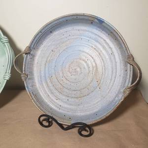 lot 93 image: Impressive Thrown Saucer Set by Gary Crawford