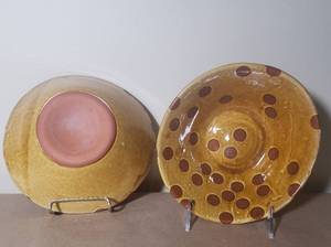 lot 132 image: Spotted Terracotta Thrown Serving Bowls