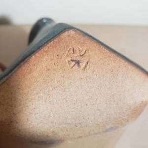 lot 51 image: Amy Von Bargen Pottery Works (Minneapolis)