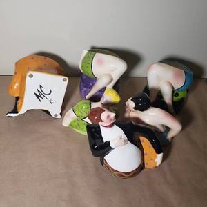 lot 101 image: Steven McGovney & Tammy Camarot Ceramics Larger Jars