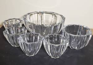 lot 139 image: Orrefors Crystal Collection Bowls