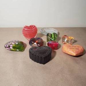 lot 171 image: Share the Love Curios Grouping