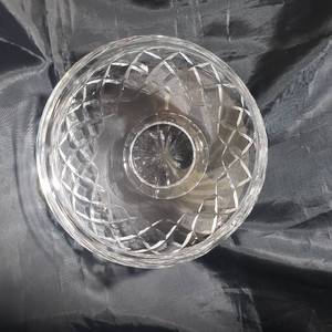 lot 106 image: Waterford Display Bowl
