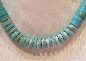 lot 37 image: Turquoise Disk and Shell Bead Necklace  22
