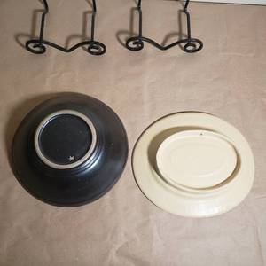 lot 189 image: Navy Ceramic Serving Pairing