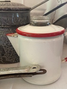 lot 64 image: Enamel and Granite Ware