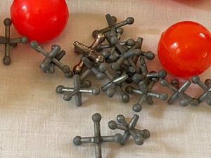 lot 113 image: Yo Yos and Jacks