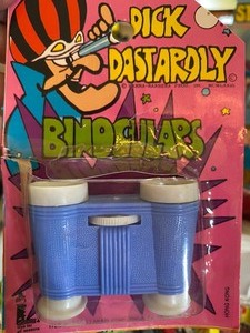 lot 107 image: Vintage Toys and Party Favors Dick Dastardly Binoculars and More