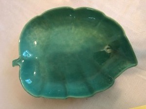 lot 191 image: Large Glass Platter and Pottery Items