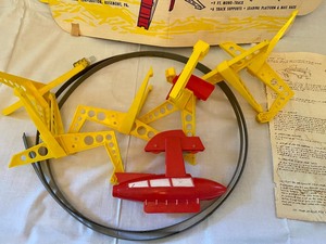 lot 174 image: Vintage Toy Starmaster Monorail Mail Train
