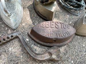 lot 242 image: Large Vintage Iron Lot