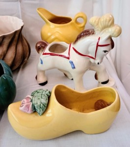 lot 88 image: Vintage Planters