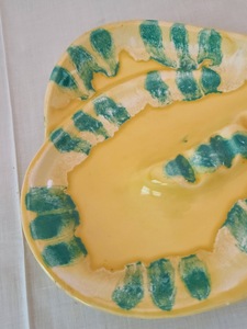 lot 94 image: Vintage Roseville Pottery Ashtray