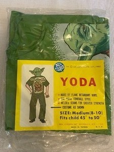 lot 429 image: Vintage Yoda Costume New in Package