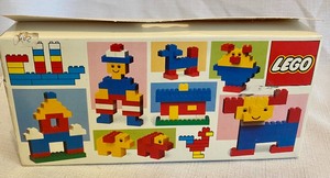 lot 409 image: Vintage Lego Set #1911