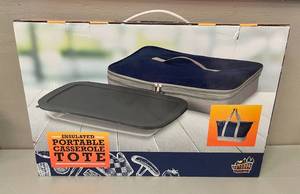 Insulated Portable Casserole Tote w Dish and Lid
