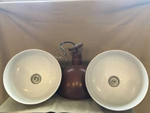 lot 6 image: Set of 3 BrownCopper Metal Hanging Lights