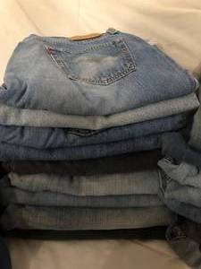 lot 19 image: Lot of Levis Jeans and More